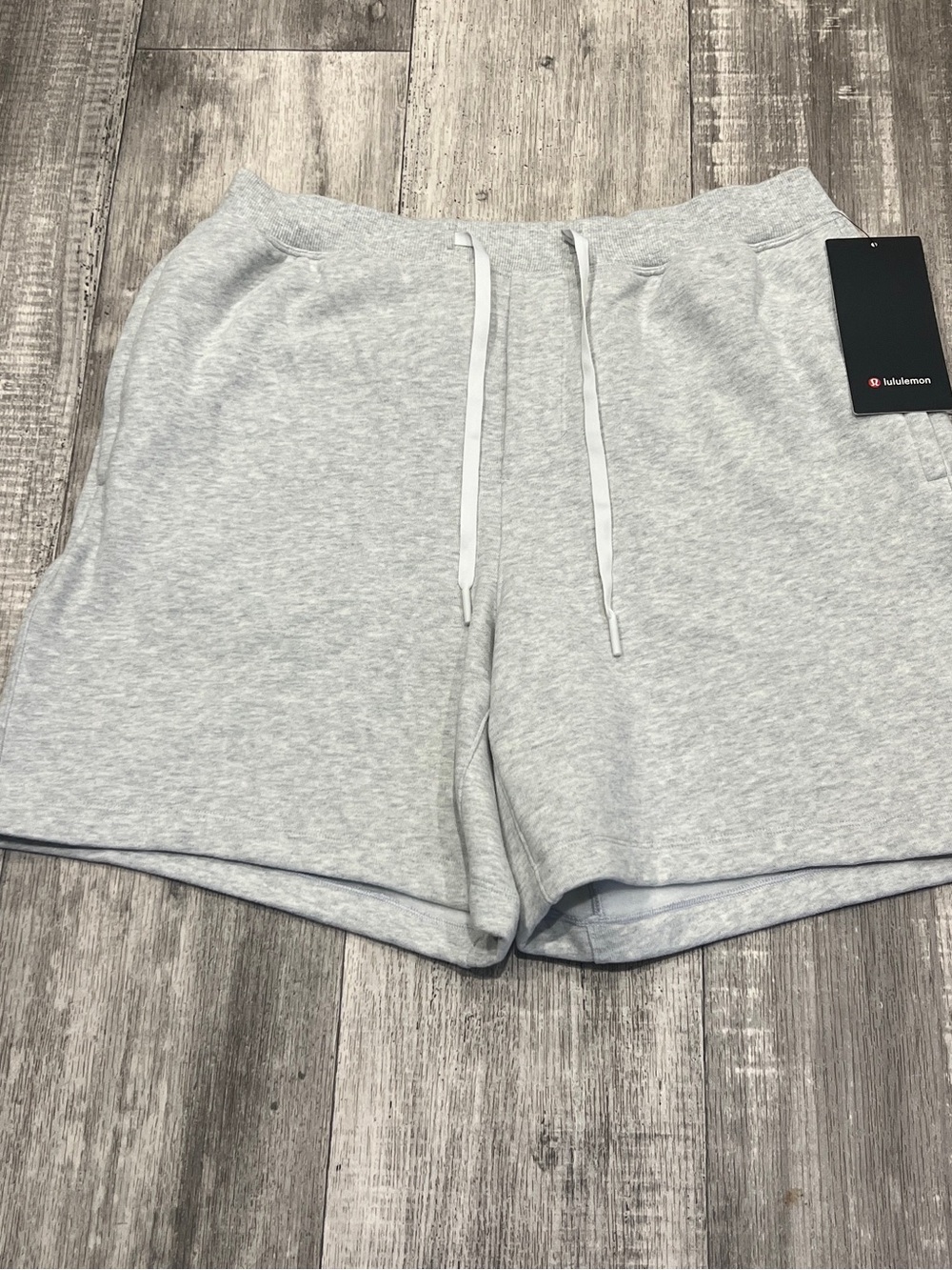Lululemon Steady State Men’s Light Gray Athletic Drawstring Shorts Size Large